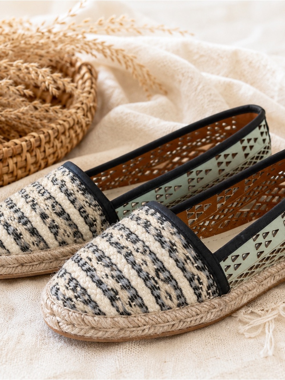 Cobra Society Artisan Espadrille Flats – Size 37